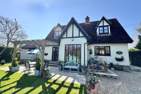 3 bedroom barn conversion for sale