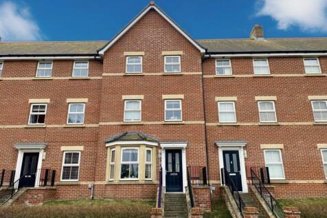 Herman De Stern Walk, Felixstowe IP11 3 bed townhouse for sale