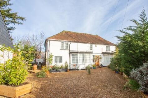 4 bedroom semi-detached house for sale