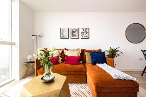 Saffron Central Square, East Croydon... 2 bed apartment for sale