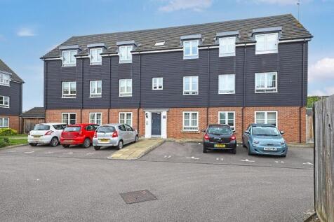 Victoria Road, Ongar, CM5 9FH 2 bed flat for sale