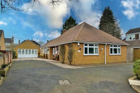 3 bedroom detached bungalow for sale