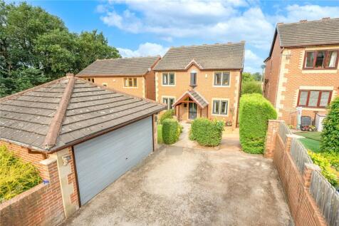 Oakhall Park, Crigglestone... 5 bed detached house for sale