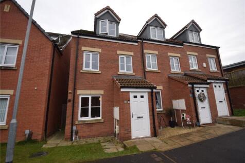 Lawefield Way, Wakefield, West Yorkshire 3 bed townhouse for sale