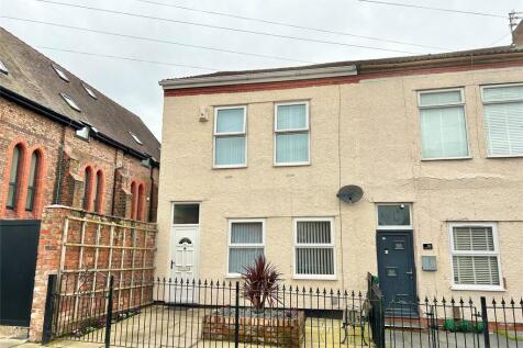 5 bedroom end of terrace house for sale