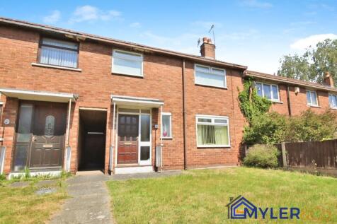 3 bedroom town house for sale
