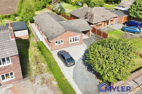 Mill Lane, Bold Heath, Widnes, WA8 3 bed detached bungalow for sale