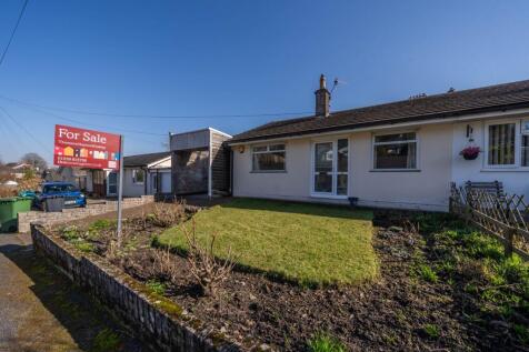 3 bedroom semi-detached bungalow for sale