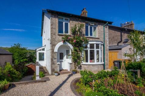 176 Burneside Road, Kendal 3 bed detached house for sale
