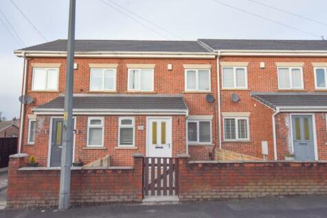 Woodhouse Lane, Springfield, Wigan... 3 bed townhouse for sale