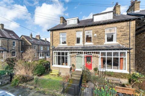 Avondale Crescent, Shipley, West... 4 bed semi
