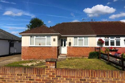 3 bedroom semi-detached bungalow for sale