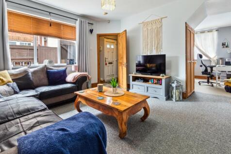 Lord Street, Grimsby, N.E... 3 bed semi