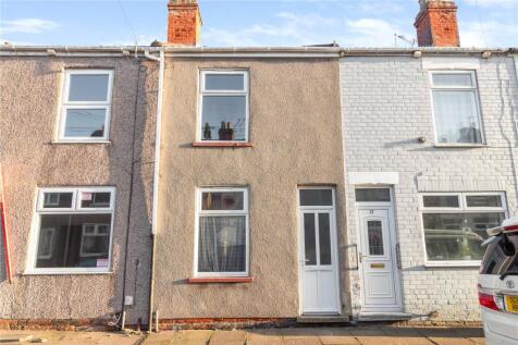 Richard Street, Grimsby, N E Lincs, DN31 2 bed terraced house for sale