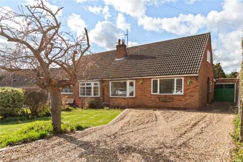 Cheesemans Close, Waltham, North East... 3 bed bungalow for sale