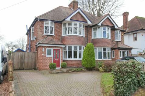 3 bedroom semi-detached house for sale