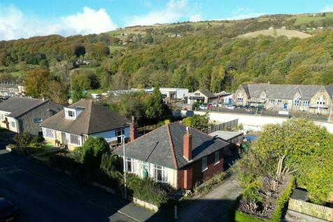 2 bedroom detached bungalow for sale