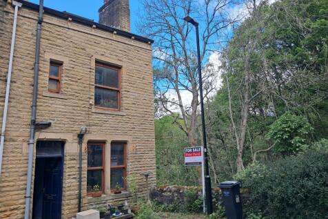 Chapel Avenue, Hebden Bridge 4 bed terraced house for sale