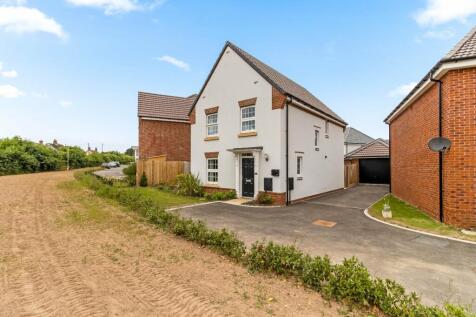 Peregrine Close, Newent... 4 bed detached house for sale