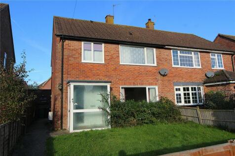 Glebe Road, Buriton, Petersfield... 3 bed semi