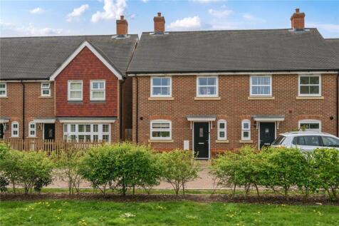 Drove Road, Petersfield, Hampshire, GU31 4 bed end of terrace house for sale