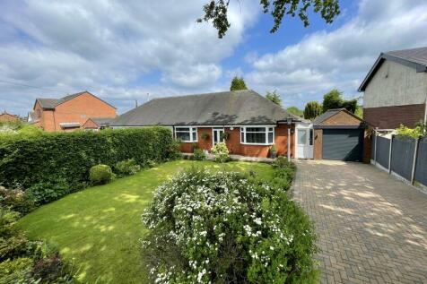 2 bedroom semi-detached bungalow for sale