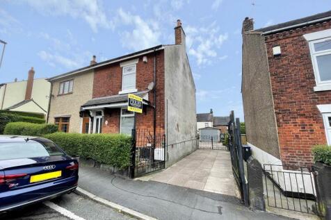 2 bedroom semi-detached house for sale