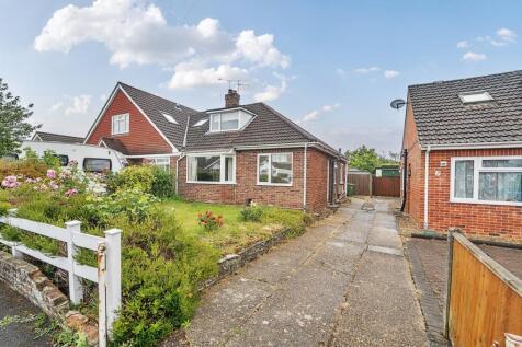 Tewkesbury Avenue, Fareham PO15 4 bed bungalow for sale