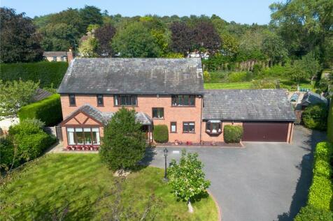 5 bedroom detached house for sale