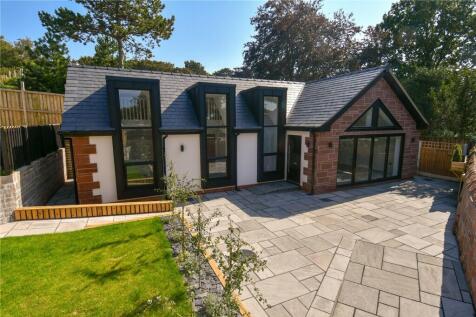 2 bedroom detached house for sale