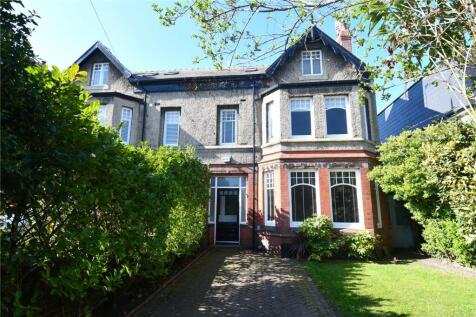 6 bedroom semi-detached house for sale