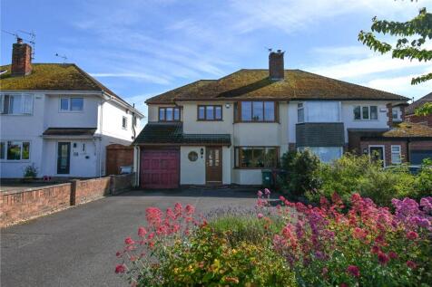 4 bedroom semi-detached house for sale
