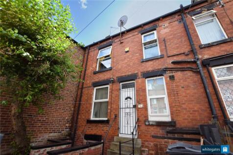 Woodview Road, Leeds, West Yorkshire... 2 bed terraced house for sale