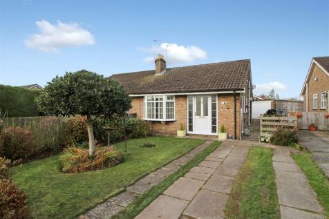 3 bedroom semi-detached bungalow for sale