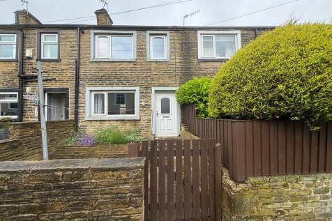 Back Lane, Clayton, Bradford 2 bed terraced house for sale
