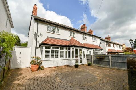 3 bedroom semi-detached house for sale