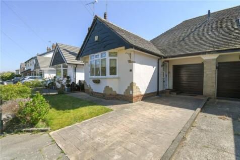 2 bedroom bungalow for sale