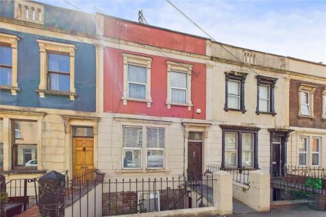 4 bedroom property for sale
