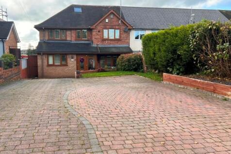 5 bedroom semi-detached house for sale