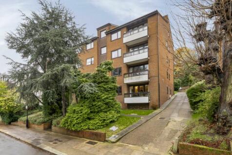 Avenue Road, London N6 2 bed flat for sale