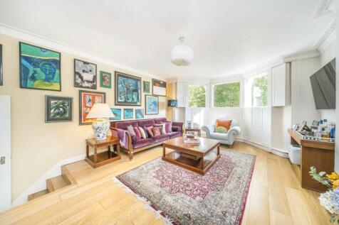 Caledonian Road, London N7 3 bed flat for sale