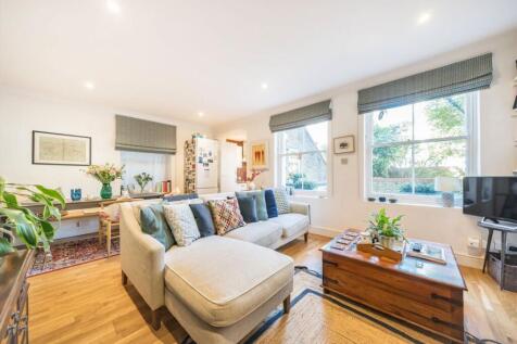 Freegrove Road, London N7 2 bed flat for sale