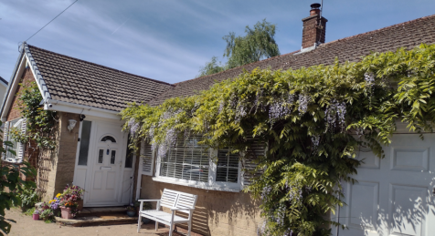 Middlehey Avenue, Knowsley Village L34 3 bed bungalow for sale