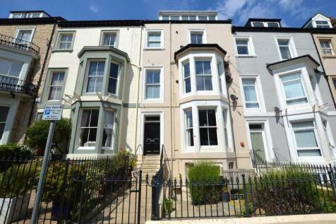 Abbey Terrace, Whitby, YO21 2 bed flat for sale