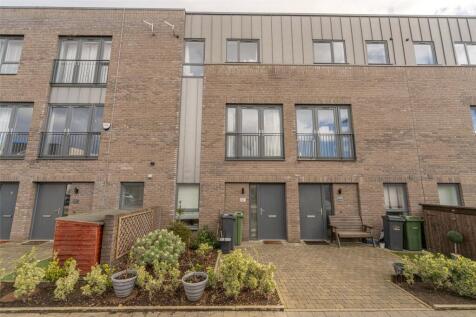 27 Ellis Drive, Edinburgh, EH14 3 bed terraced house for sale
