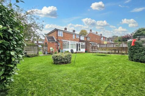 Littlecote, West Sussex GU28 3 bed end of terrace house for sale