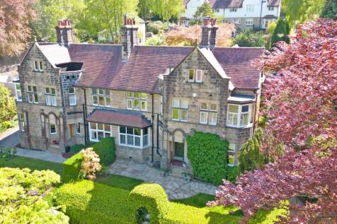 6 bedroom semi-detached house for sale