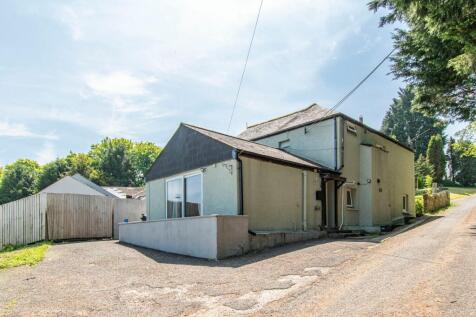 Horningtops, Rosevale Farm, PL14 3 bed semi