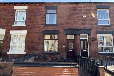Oak Street, Shaw 2 bed terraced house for sale