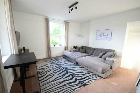 1 bedroom flat for sale